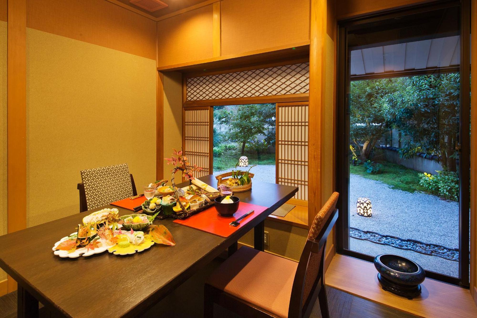 Kanazawa Hyakurakusou Екстериор снимка